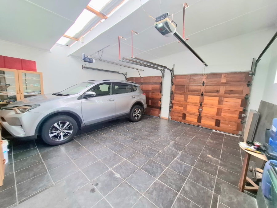 3 Bedroom Property for Sale in Beacon Bay North Eastern Cape